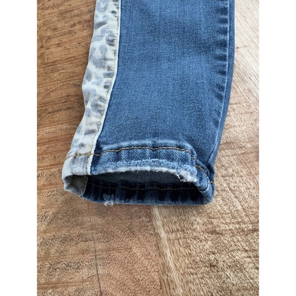 Judy Blue Women's Skinny Fit Mid Rise Cheetah Print Stripe Jeans Size 13/31 - Picture 9 of 13